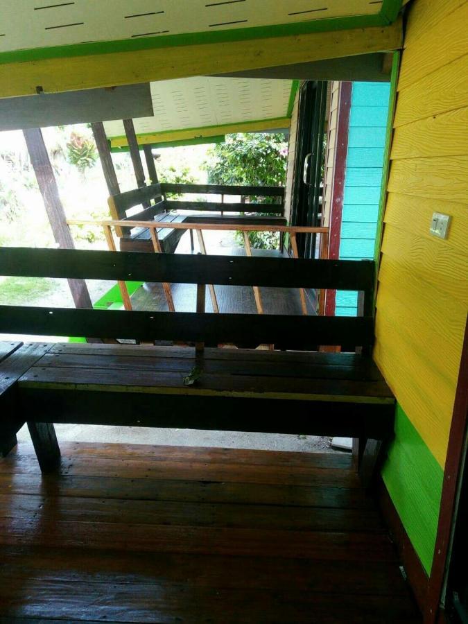 Daya Resort Ko Lipe エクステリア 写真
