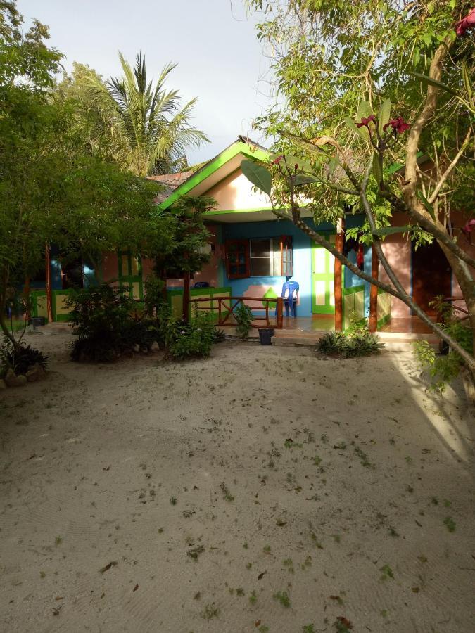 Daya Resort Ko Lipe エクステリア 写真